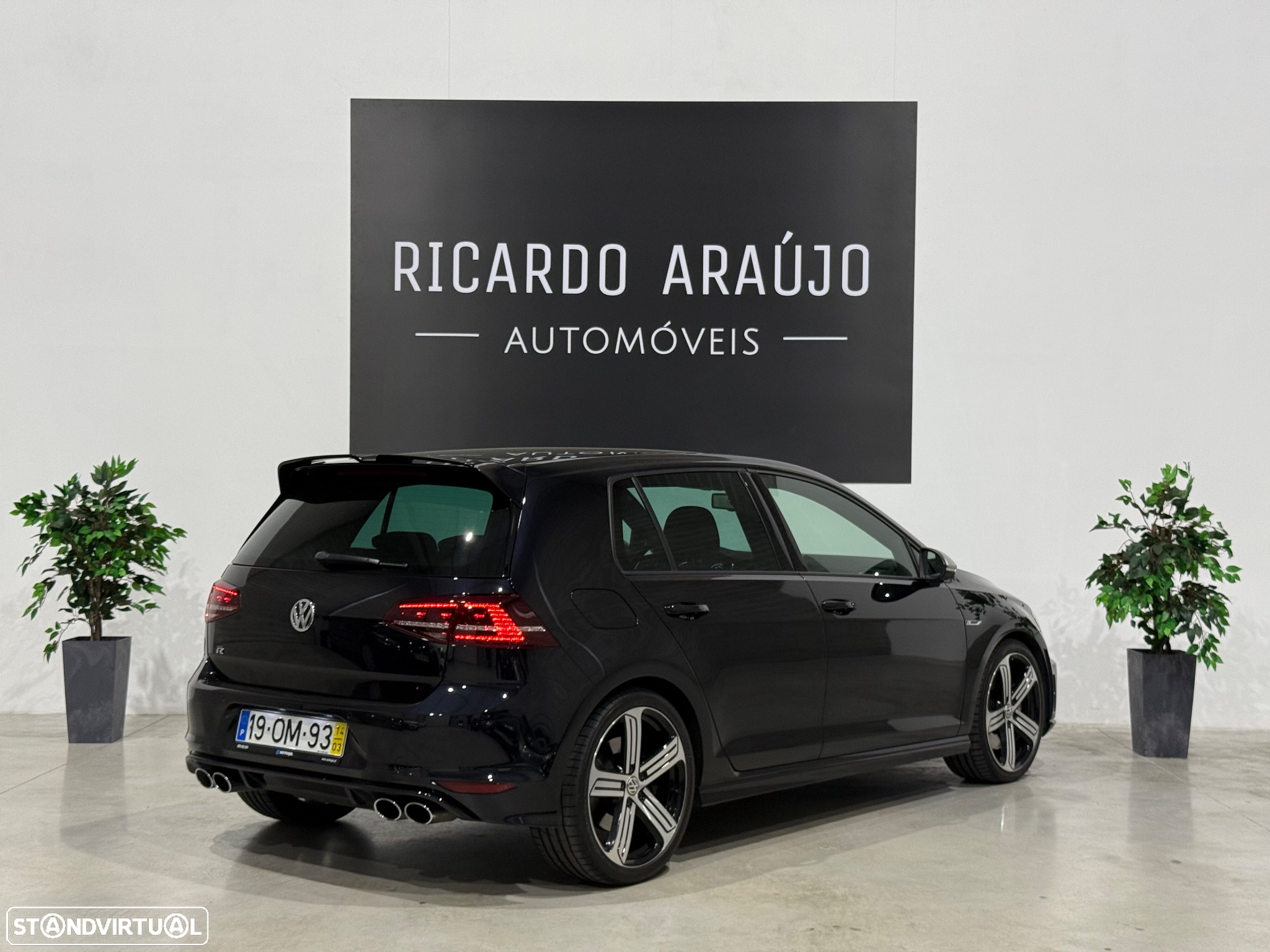 VW Golf 2.0 TSi R DSG - 4