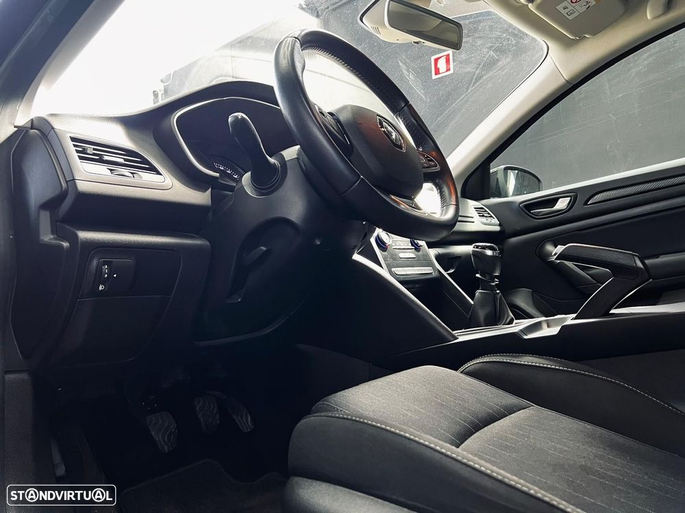 Renault Mégane 1.5 Blue dCi Limited - 17