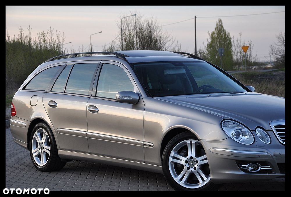 Mercedes-Benz Klasa E 500 T Avantgarde - 11