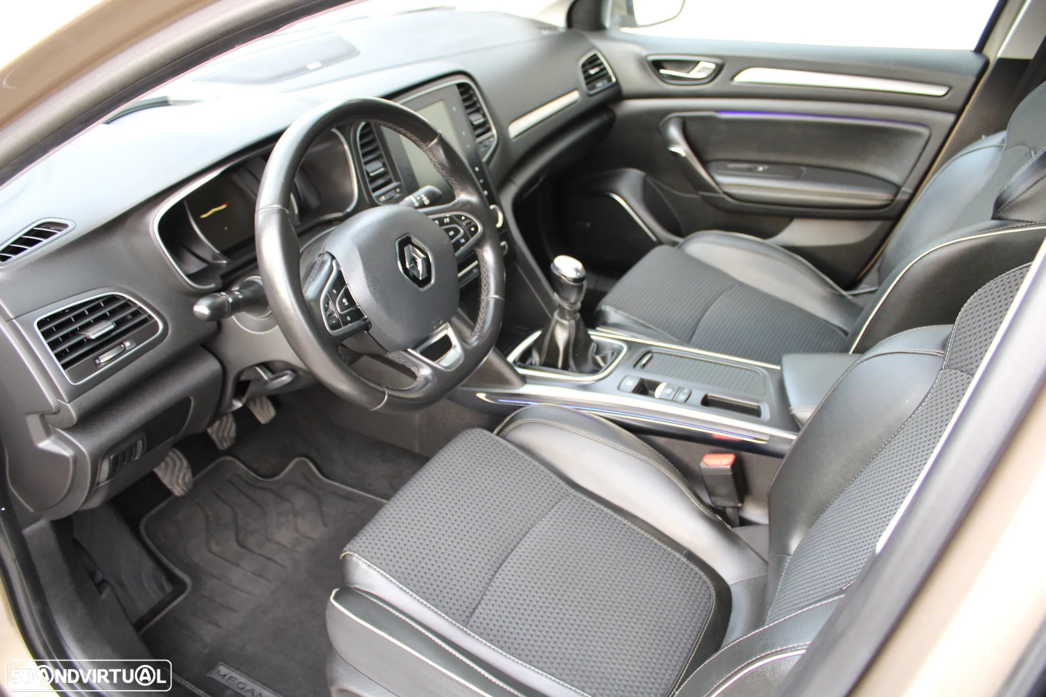 Renault Mégane 1.5 dCi Bose Edition SS - 6