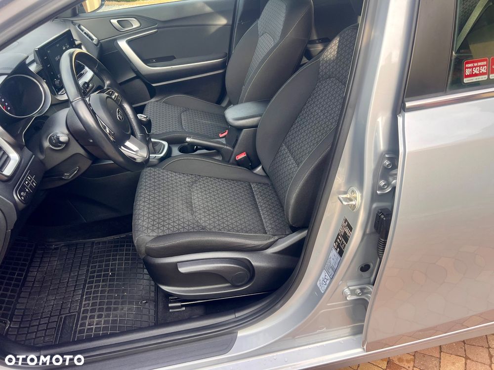 Kia Ceed 1.6 CRDi SCR L - 7