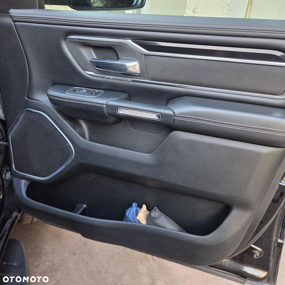 RAM 1500 5.7 Crew Cab Laramie - 12