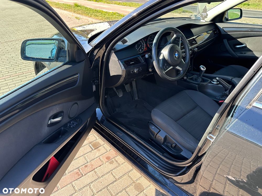 BMW Seria 5 520d Edition Fleet - 4