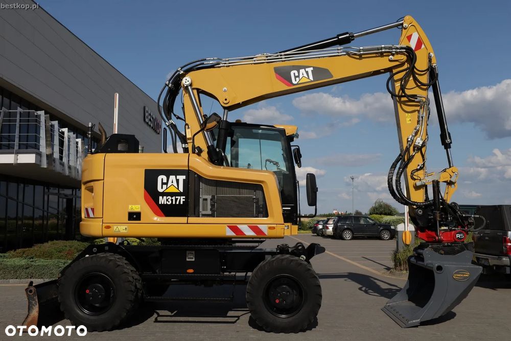 Caterpillar M317F - 3