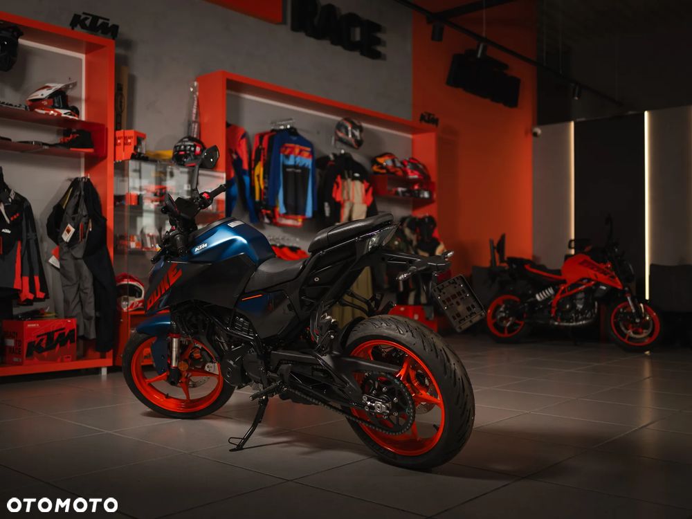 KTM Duke - 4