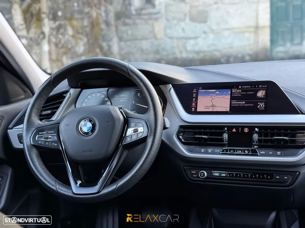 BMW 116 d Aut. Advantage - 2