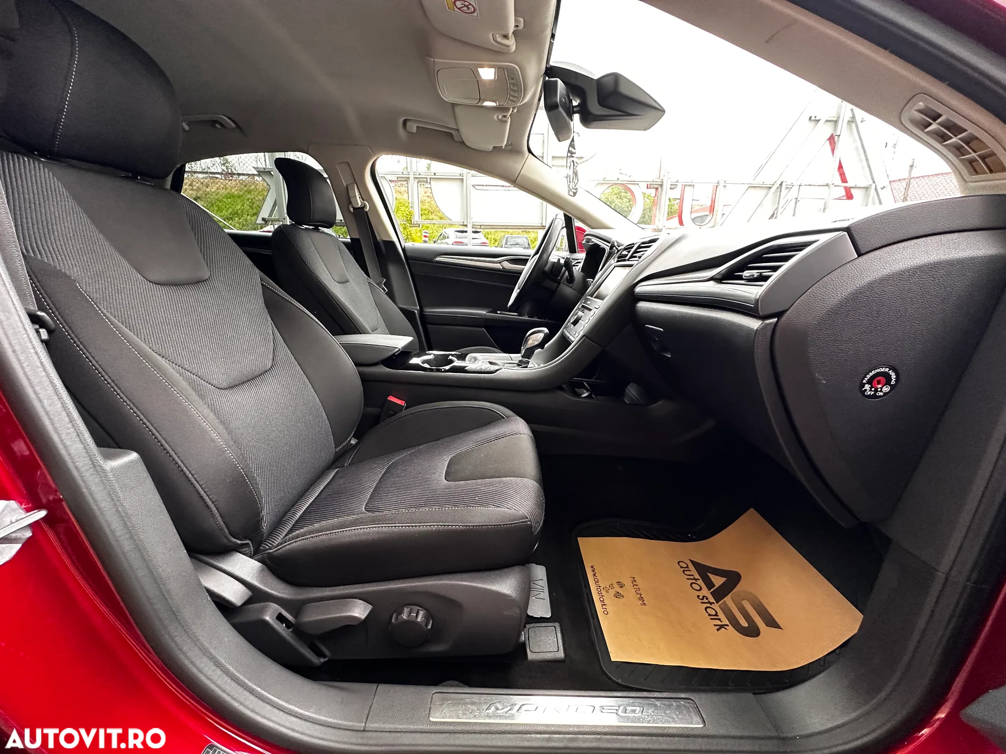 Ford Mondeo 2.0 TDCi Powershift Titanium - 19