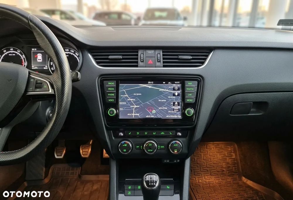 Skoda Octavia 2.0 TDI RS - 7
