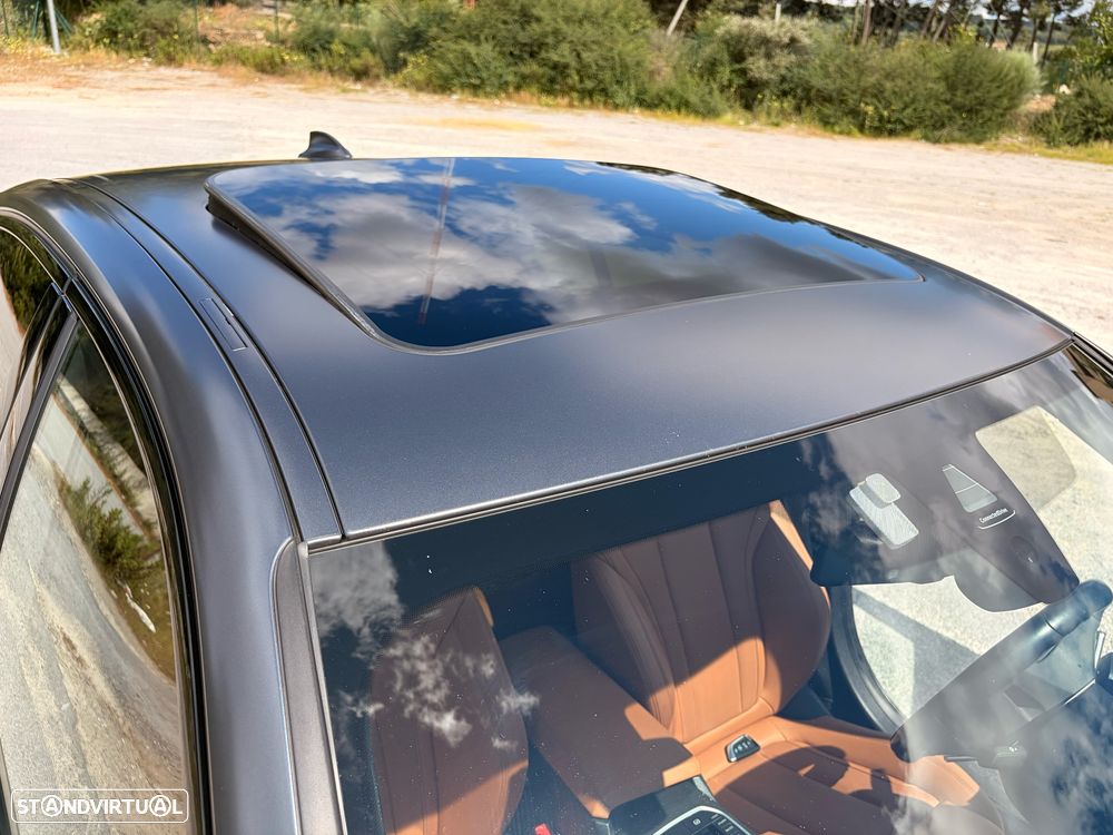 BMW 330 e Pack Desportivo M Auto - 8
