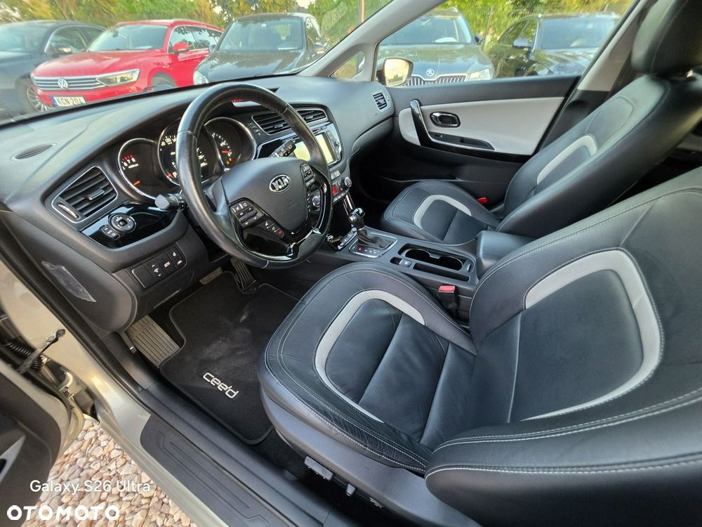 Kia Ceed - 26
