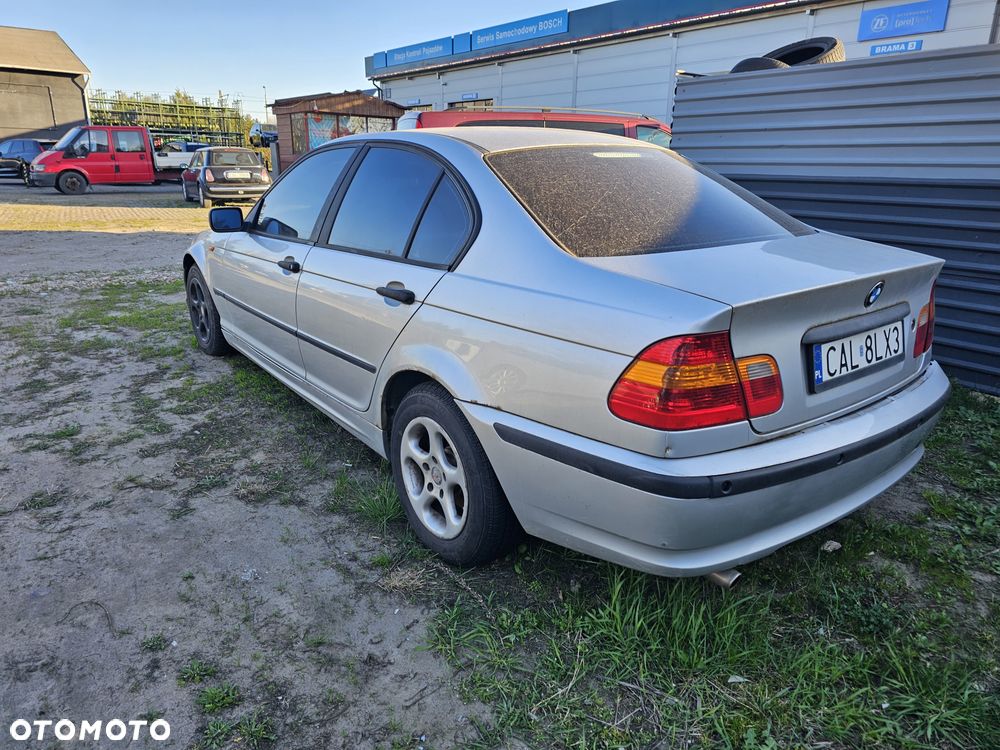 BMW Seria 3 318i - 2
