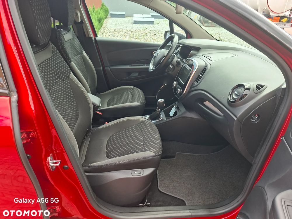 Renault Captur - 32