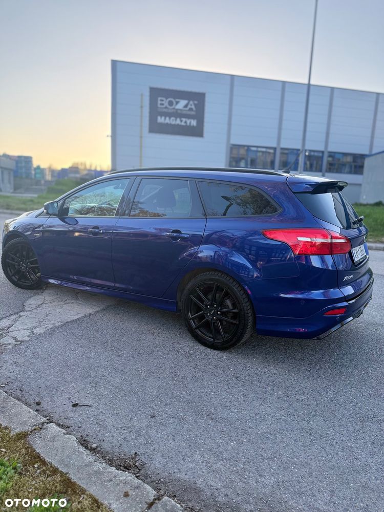 Ford Focus 1.5 EcoBoost STart-Stopp-System ST-LINE - 11
