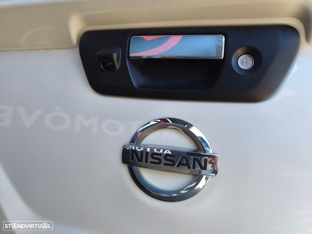 Nissan Navara 2.3 dCi CD 4WD Tekna Auto - 41