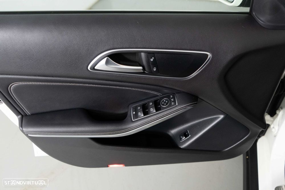 Mercedes-Benz GLA 180 d Urban Aut. - 20