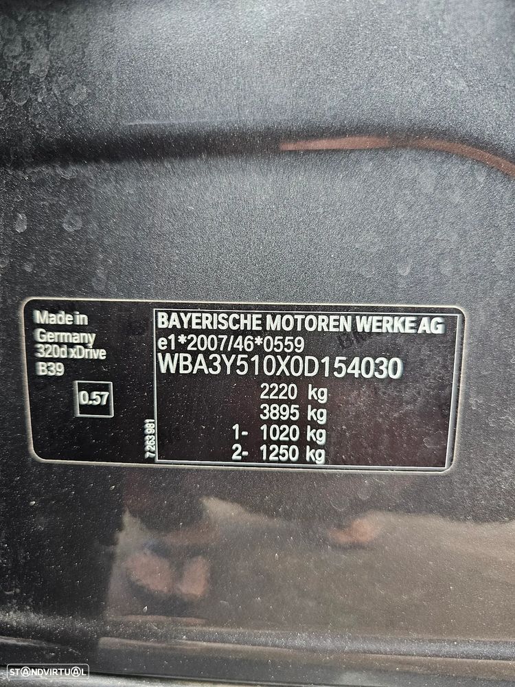 BMW 320 Gran Turismo d xDrive Aut. Modern Line - 4