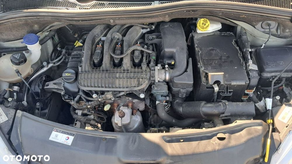 Peugeot 208 2019 photo 5