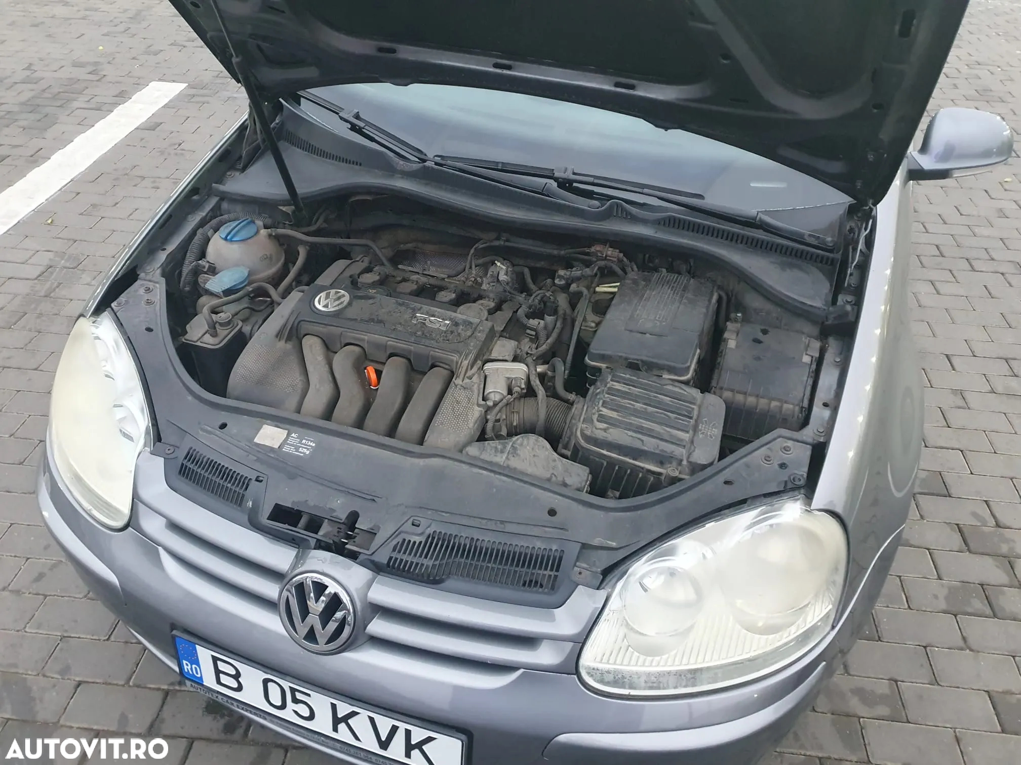Volkswagen Golf 2.0 FSI Sportline - 13