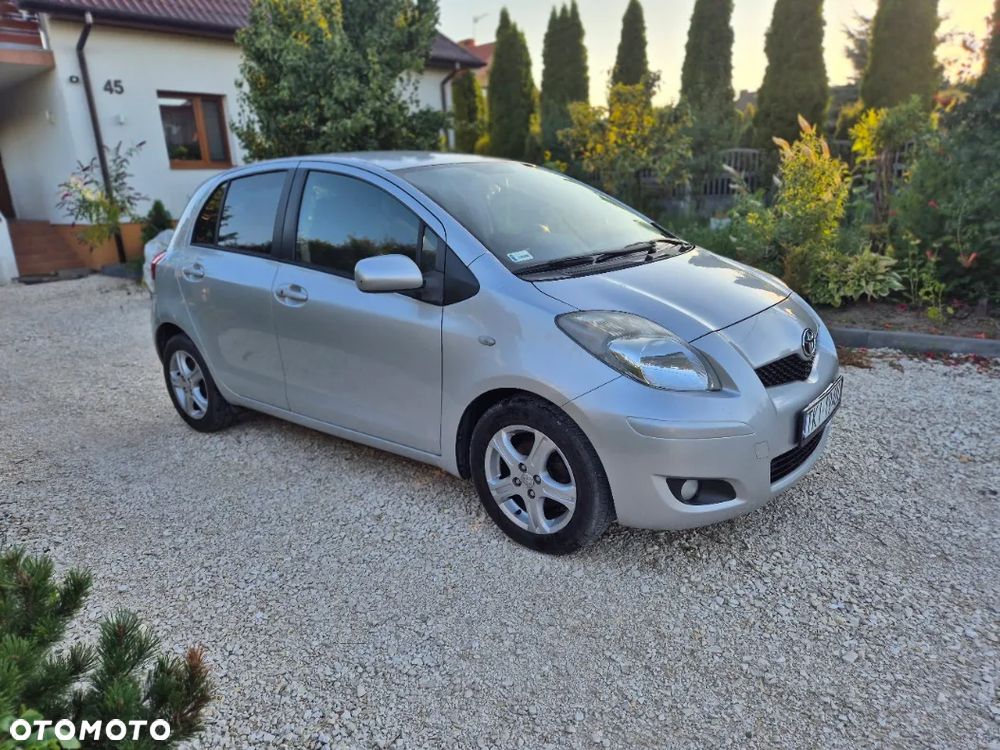 Toyota Yaris 1.33 VVT-i Comfort - 2