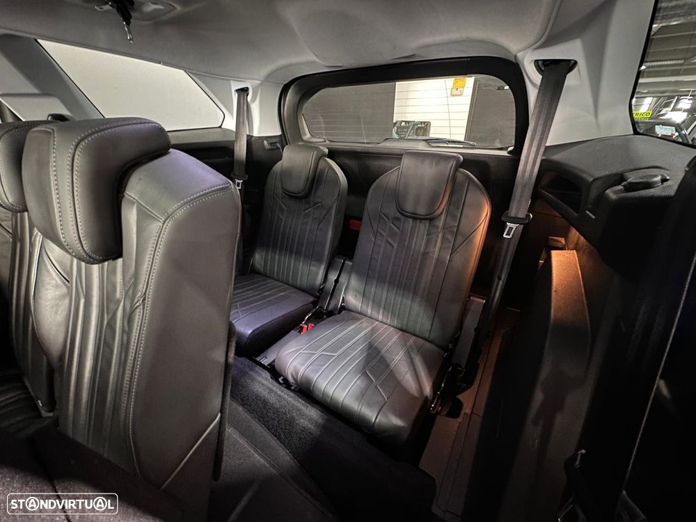 Peugeot 5008 1.5 BlueHDi Allure EAT8 - 27