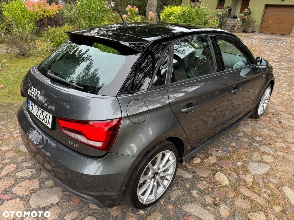 Audi A1 Sportback 1.4 TFSI S tronic sport - 11