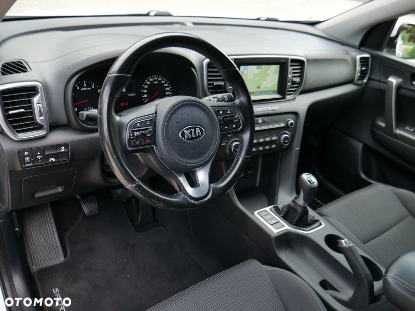 Kia Sportage 1.6 GDI 2WD DREAM-TEAM EDITION - 12