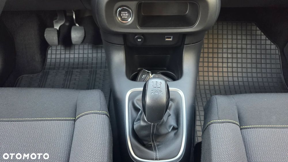 Citroën C3 1.2 PureTech Shine - 21
