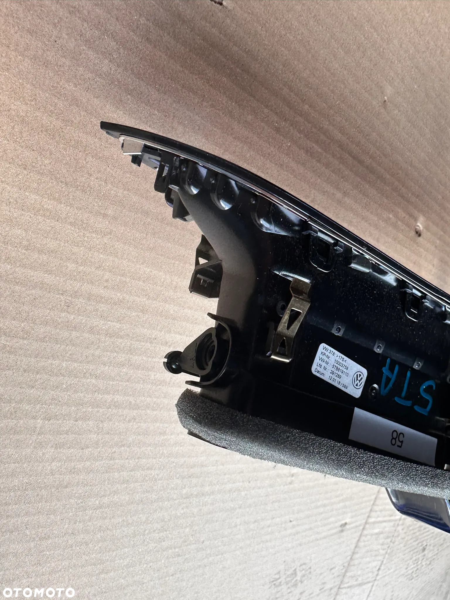 Osłona obudowa dekor ramka licznika VW Touran III 5TB819110 5TB858415A - 21