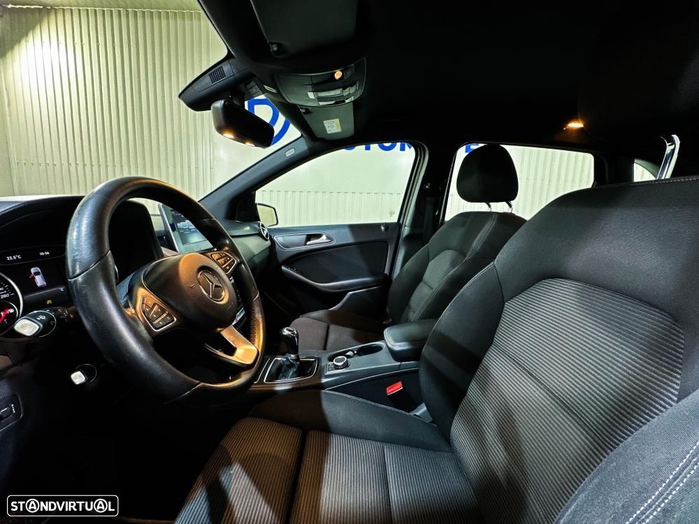 Mercedes-Benz B 180 d Urban - 9