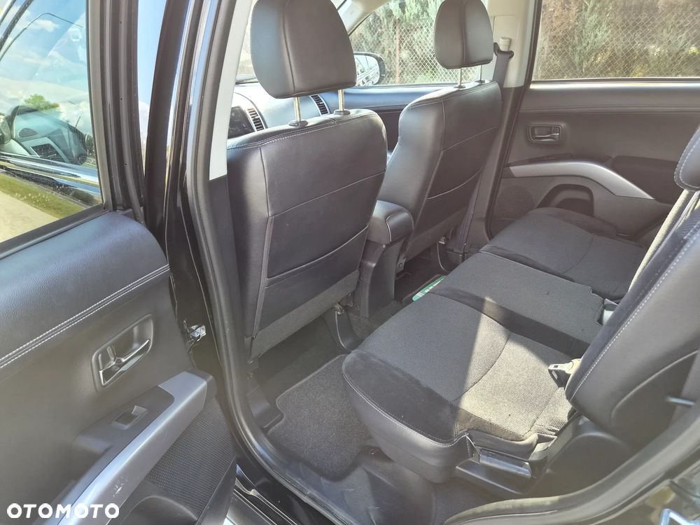 Mitsubishi Outlander 2.0 2WD Invite - 10
