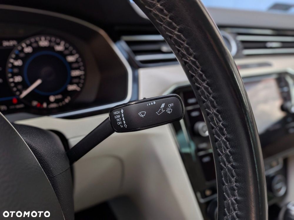 Volkswagen Passat 1.5 TSI EVO Highline DSG - 21