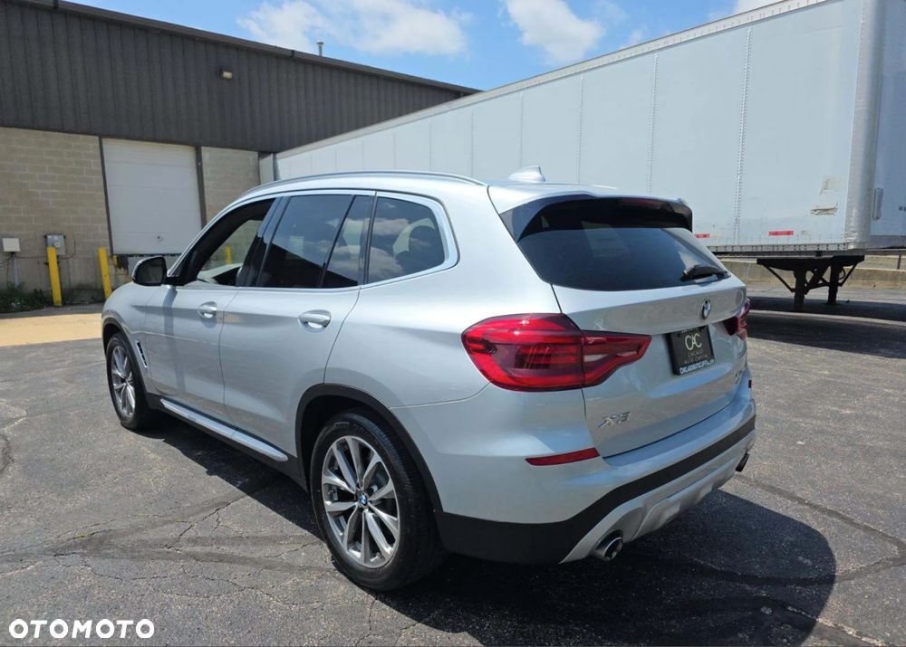 BMW X3 xDrive30i Advantage sport - 7