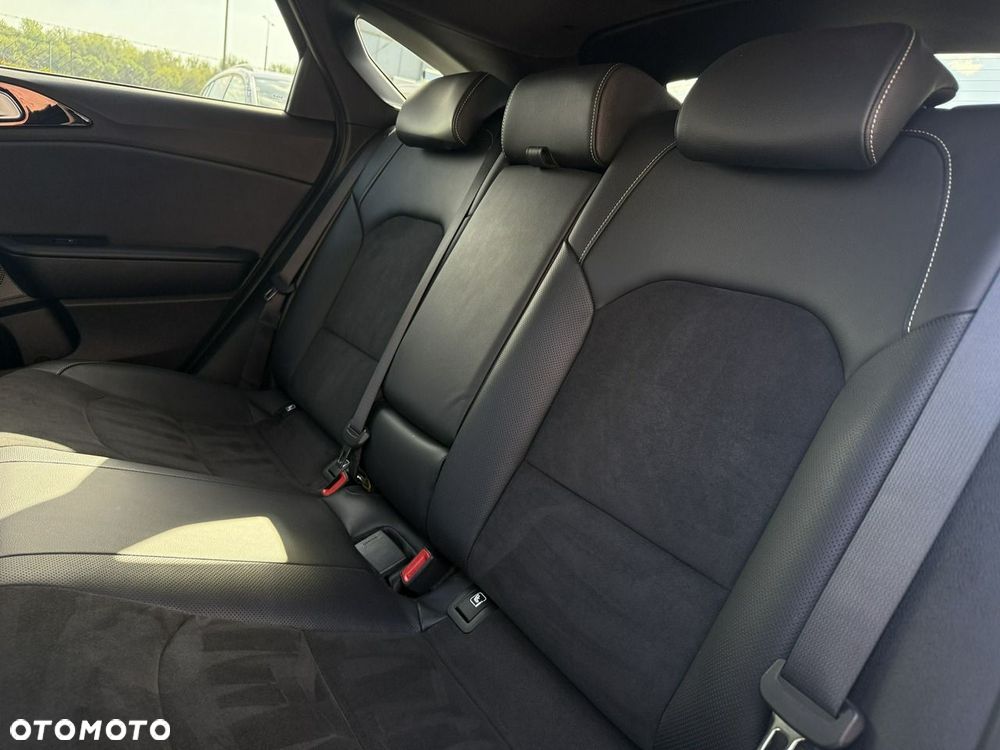 Kia ProCeed 1.0 T-GDI GT Line - 34