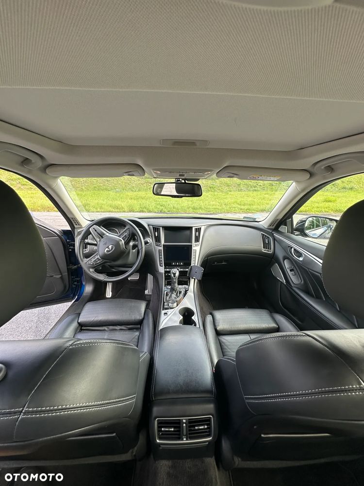 Infiniti Q50 2.0t Sport Tech EU6 - 13