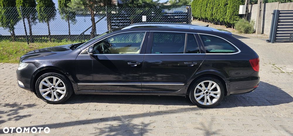 Skoda Superb 1.8 TSI Elegance DSG - 29