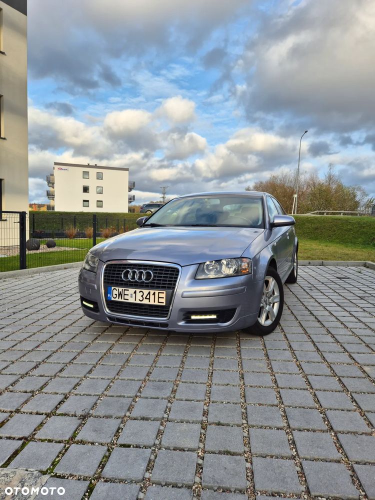 Audi A3 Sportback 1.6 FSI Ambiente - 1