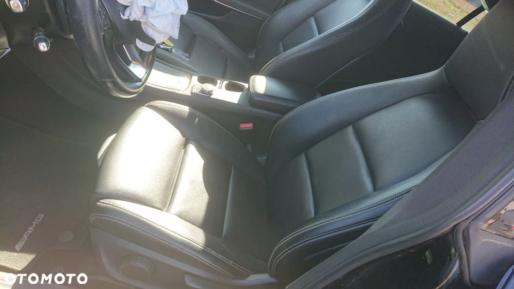 Mercedes-Benz CLA - 2