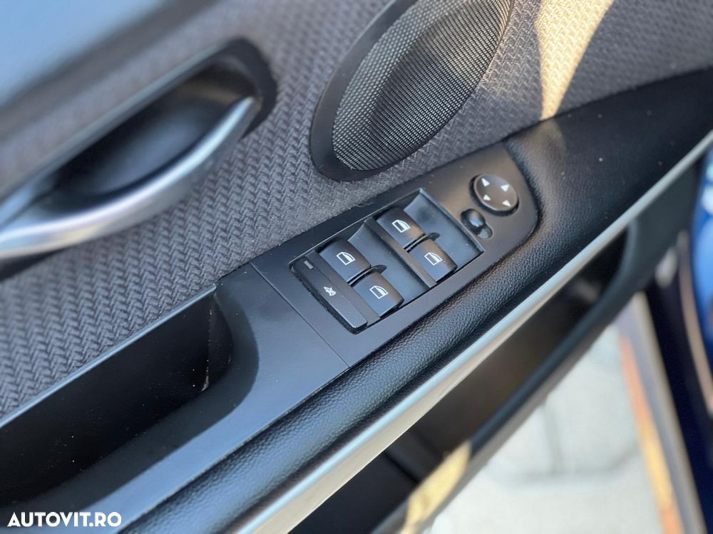 BMW Seria 3 320d DPF - 24