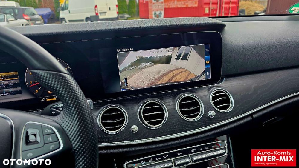 Mercedes-Benz Klasa E - 38