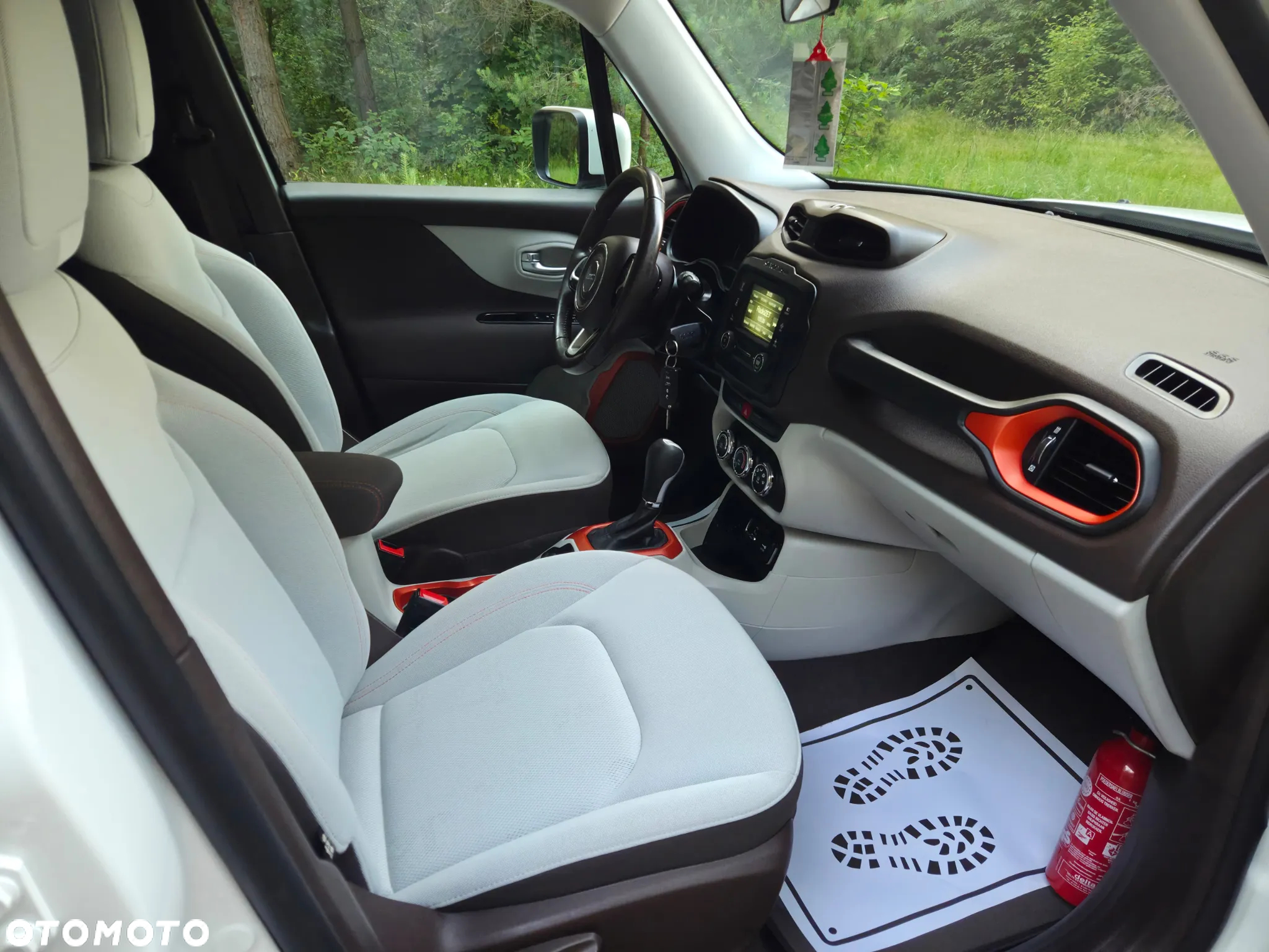 Jeep Renegade 1.4 MultiAir DSG Business Line - 16
