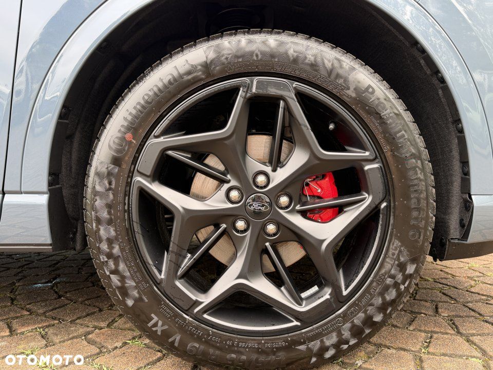Ford Kuga - 9