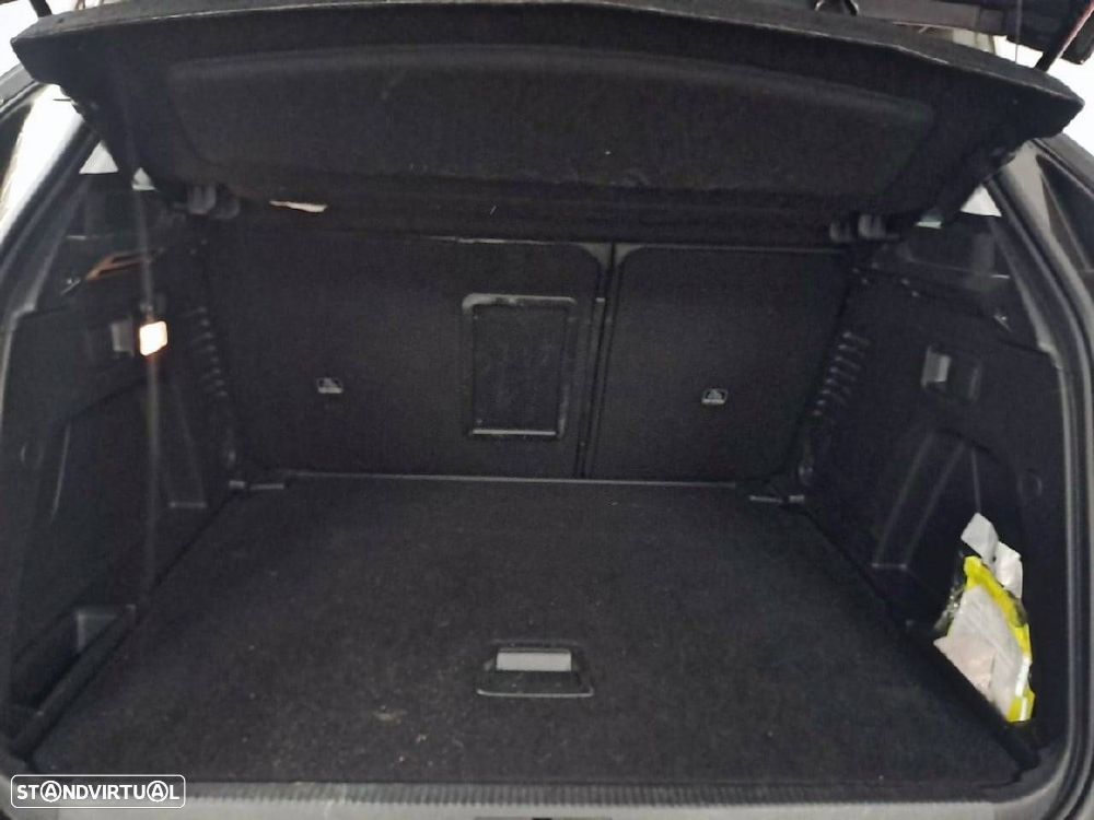 Peugeot 3008 1.5 BlueHDi Allure EAT8 - 6