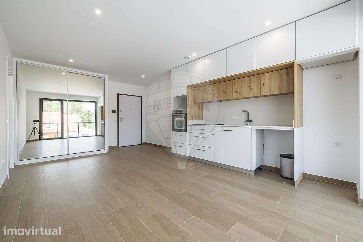 Apartamento T1 para arrendamento - Grande imagem: 2/15