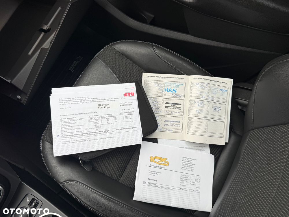 Ford Kuga 2.0 TDCi 4x4 Titanium - 29