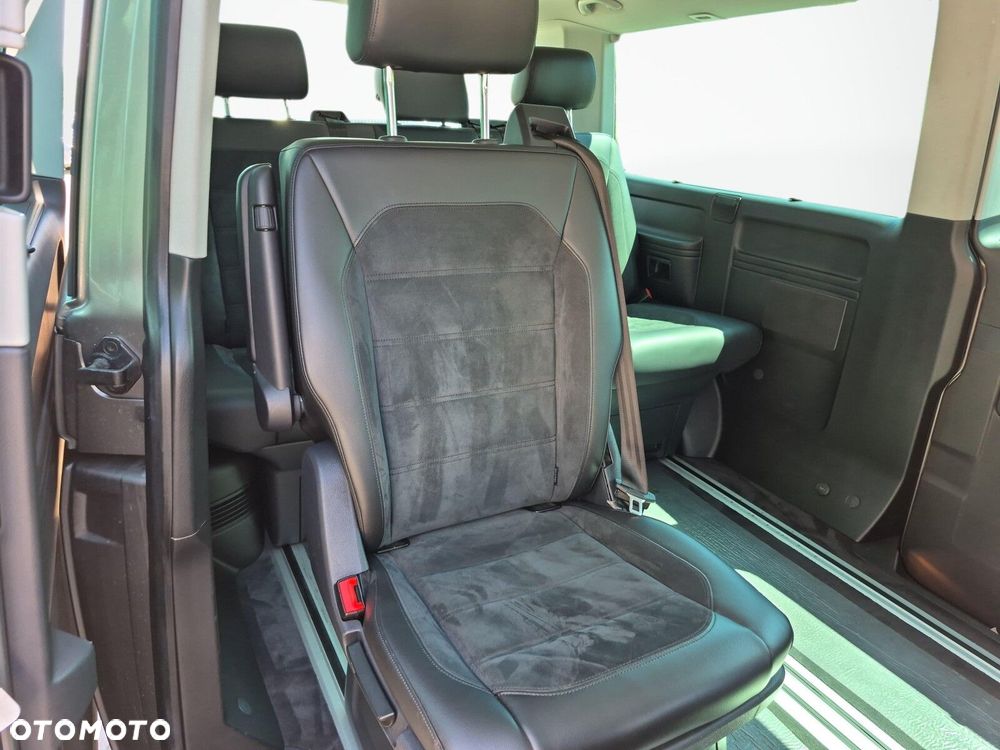 Volkswagen Multivan 2.0 TDI L2 Comfortline DSG - 23