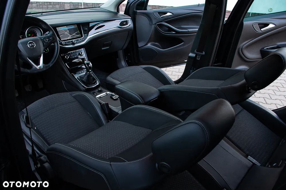 Opel Astra 1.4 Turbo Dynamic - 24