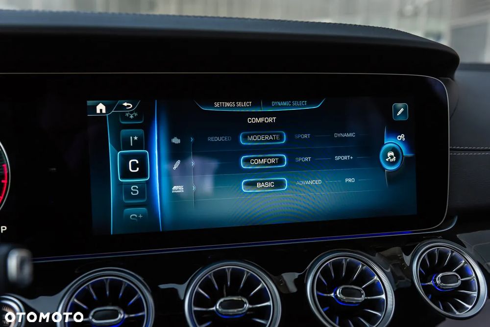 Mercedes-Benz AMG GT 43 4-Matic+ - 31