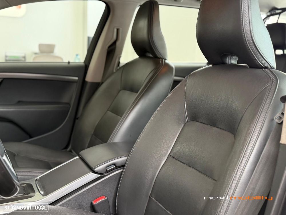 Volvo XC 70 2.0 D4 Summum Geartronic - 20