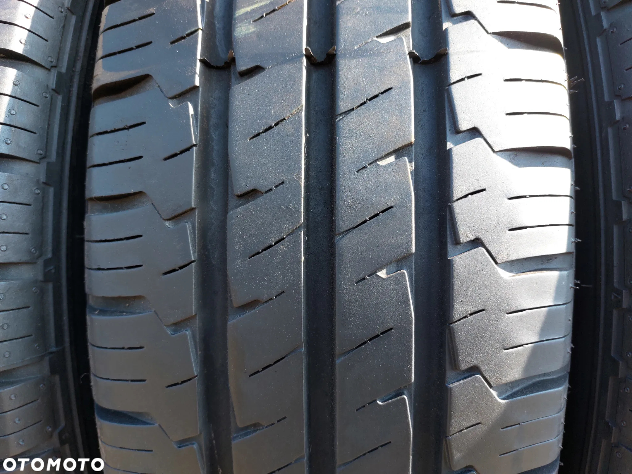 215/75 R16C OPNY HANKOOK VANTRA LT DOT18 - 2