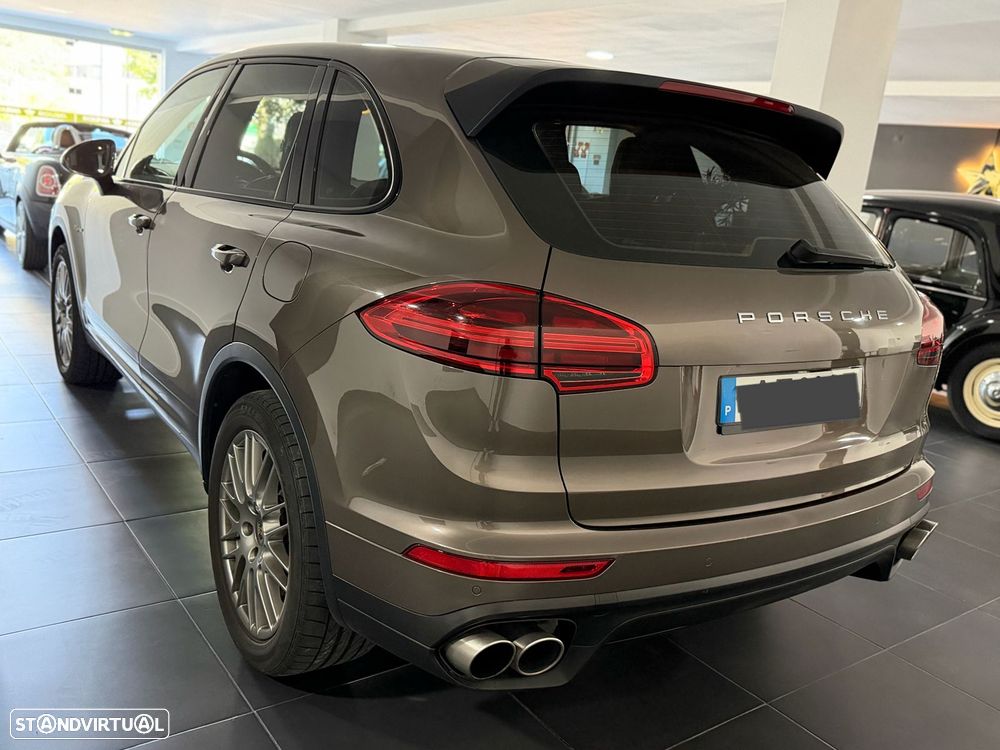 Porsche Cayenne S - 5